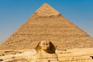 Hurghada: Cairo and Giza Highlights Tour with Lunch by bus